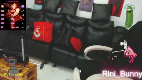 Snapshot of rini_bunny chatting on May 2026 05:25:02 AM rini online show from May 2026 05:25:02 AM