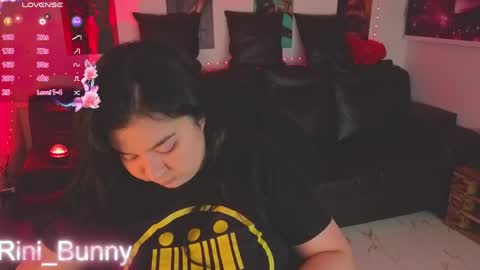 Snapshot of rini_bunny chatting on May 2026 04:41:01 AM rini online show from May 2026 04:41:01 AM
