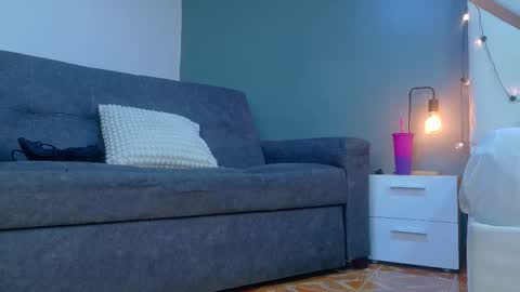 RIRI  online show from March 2026 08:15:01 PM