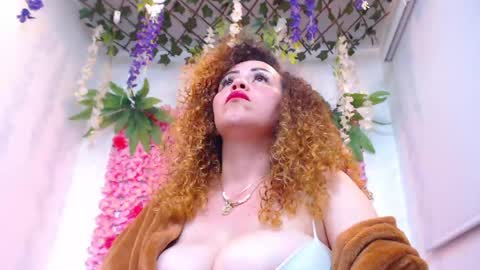 Risitos De Oro online show from May 2026 11:45:02 PM