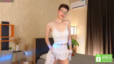 Agnes online show from February 2025 07:51:02 AM