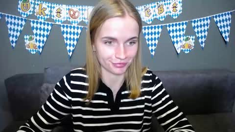 ritakiskis online show from September 2025 07:30:01 PM