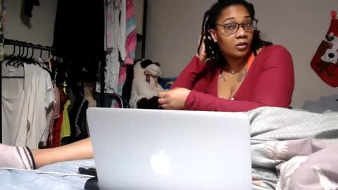 River Saint online show from February 2025 07:23:01 PM