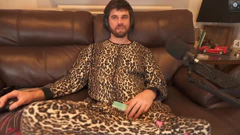 Ryan aka KeylimeRy online show from January 2025 10:21:02 AM