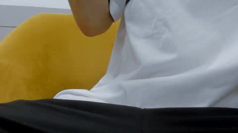 Roan Birkin online show from February 2026 07:39:02 PM