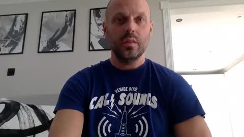 rob253959 online show from September 2025 03:01:01 PM