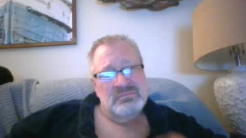 Snapshot of rob872217 chatting on January 2025 01:47:02 AM rob872217 online show from January 2025 01:47:02 AM