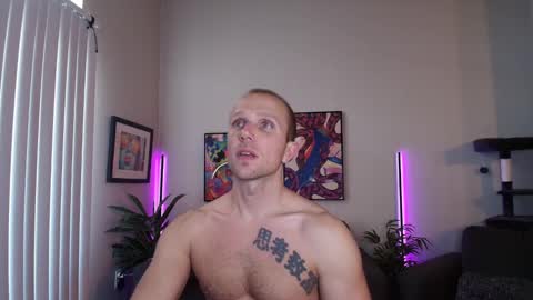 Snapshot of rob_ryder chatting on March 2026 09:40:02 PM rob ryder online show from March 2026 09:40:02 PM