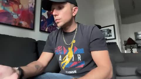 Snapshot of rob_ryder chatting on April 2026 10:09:02 PM rob ryder online show from April 2026 10:09:02 PM