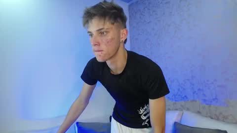 Snapshot of robbinblaze chatting on September 2025 07:37:02 PM Robbin online show from September 2025 07:37:02 PM