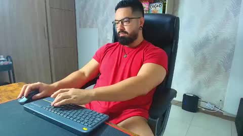 Snapshot of robby_k chatting on November 2025 12:09:01 AM Robby online show from November 2025 12:09:01 AM