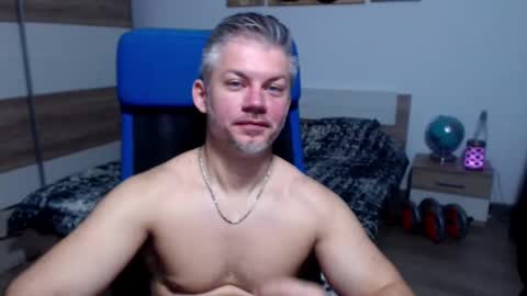 robbyshawz online show from November 2025 07:53:01 AM