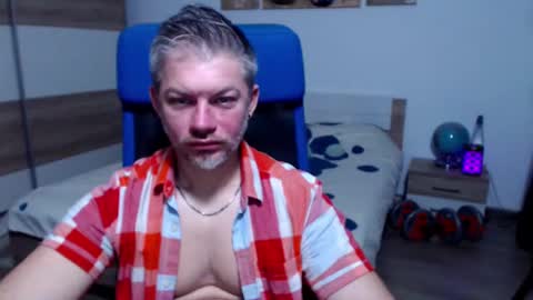 Snapshot of robbyshawz chatting on January 2026 06:26:01 AM robbyshawz online show from January 2026 06:26:01 AM