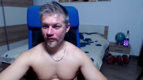 Snapshot of robbyshawz chatting on January 2026 11:04:02 AM robbyshawz online show from January 2026 11:04:02 AM