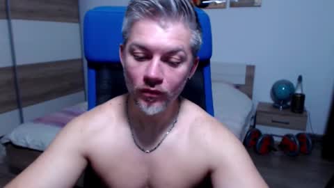 Snapshot of robbyshawz chatting on January 2026 08:52:02 AM robbyshawz online show from January 2026 08:52:02 AM