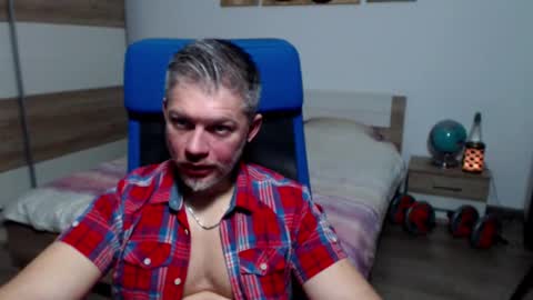 Snapshot of robbyshawz chatting on February 2026 08:19:02 AM robbyshawz online show from February 2026 08:19:02 AM