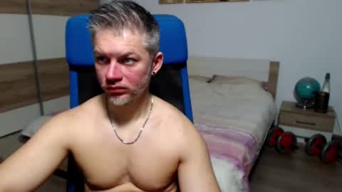 Snapshot of robbyshawz chatting on February 2026 08:19:01 AM robbyshawz online show from February 2026 08:19:01 AM