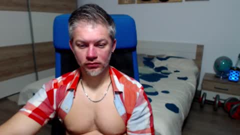 Snapshot of robbyshawz chatting on March 2026 05:19:01 AM robbyshawz online show from March 2026 05:19:01 AM