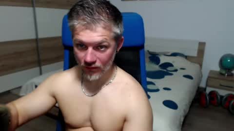 Snapshot of robbyshawz chatting on April 2026 05:11:01 AM robbyshawz online show from April 2026 05:11:01 AM