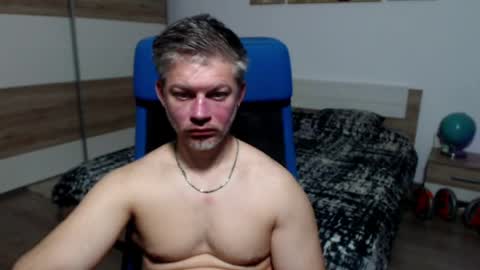 Snapshot of robbyshawz chatting on April 2026 05:00:02 AM robbyshawz online show from April 2026 05:00:02 AM