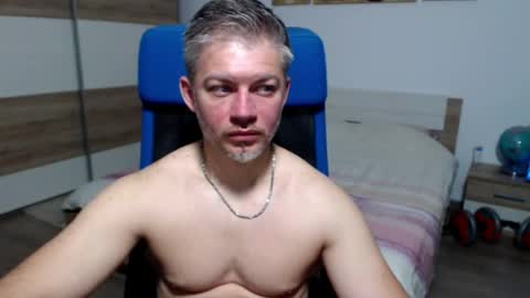 Snapshot of robbyshawz chatting on May 2026 03:35:01 AM robbyshawz online show from May 2026 03:35:01 AM