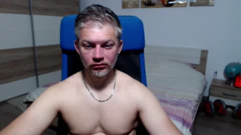 Snapshot of robbyshawz chatting on May 2026 04:09:02 AM robbyshawz online show from May 2026 04:09:02 AM