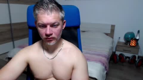 Snapshot of robbyshawz chatting on June 2026 03:52:02 AM robbyshawz online show from June 2026 03:52:02 AM