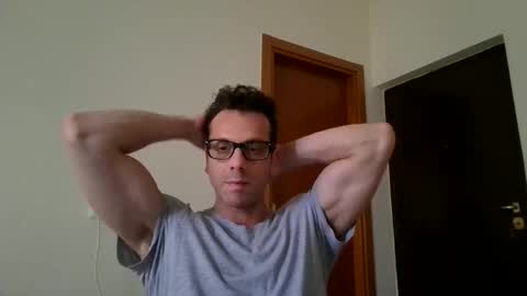 Snapshot of roberpierre_ho chatting on May 2026 08:34:01 AM roberpierre_ho online show from May 2026 08:34:01 AM