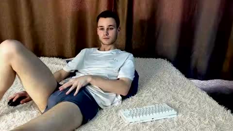 robert10211 online show from February 2026 10:14:01 AM