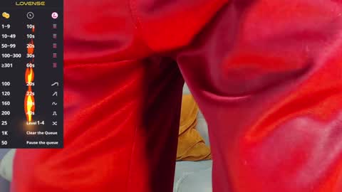 Snapshot of robert_kingg chatting on January 2025 02:48:02 AM robert_kingg online show from January 2025 02:48:02 AM