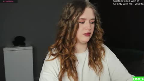 Lisa and Robert  i am online all days 900 am GMT3   online show from February 2026 08:00:02 AM