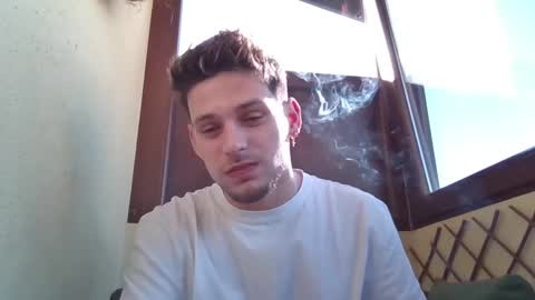 Snapshot of roberto_twink1 chatting on January 2025 11:59:01 AM Roberto online show from January 2025 11:59:01 AM