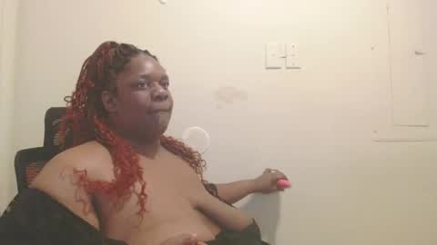 Snapshot of robertswhitney52 chatting on September 2025 12:58:02 AM robertswhitney52 online show from September 2025 12:58:02 AM