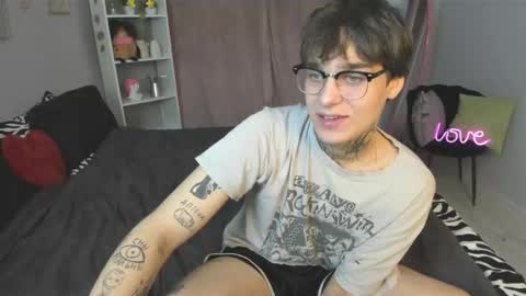 RobertTate online show from November 2025 05:14:02 PM