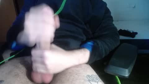 Snapshot of roberunxx chatting on February 2026 02:12:02 PM Rober online show from February 2026 02:12:02 PM