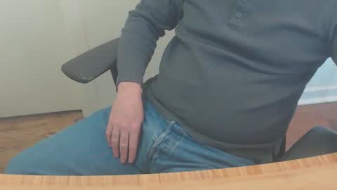 Snapshot of robidan753927 chatting on February 2026 02:48:01 PM robidan753927 online show from February 2026 02:48:01 PM