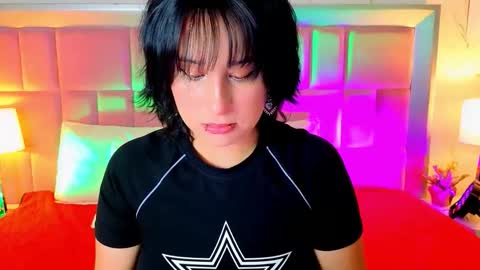 Snapshot of robinbennett chatting on May 2026 12:23:02 PM robin D online show from May 2026 12:23:02 PM