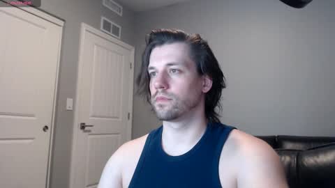 Snapshot of robknocks chatting on January 2025 07:52:02 AM Rob Knocks online show from January 2025 07:52:02 AM