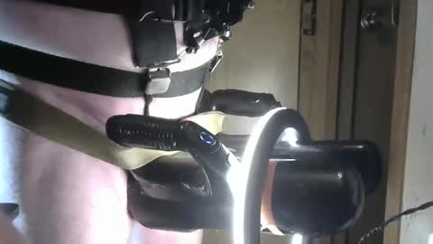 Snapshot of robodickmilker chatting on December 2024 07:38:02 PM Robodickmilker online show from December 2024 07:38:02 PM
