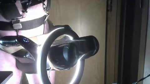Snapshot of robodickmilker chatting on October 2025 05:14:02 PM Robodickmilker online show from October 2025 05:14:02 PM