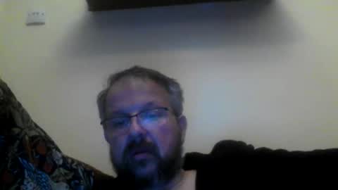robxx32 online show from December 2025 04:41:04 AM