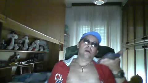 robertino online show from May 2026 11:37:02 AM