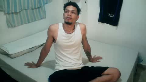 Rocco online show from October 2025 01:37:01 AM