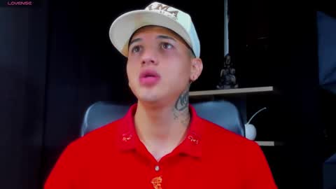 Snapshot of rocco_santos chatting on February 2026 06:04:02 PM rocco_santos online show from February 2026 06:04:02 PM