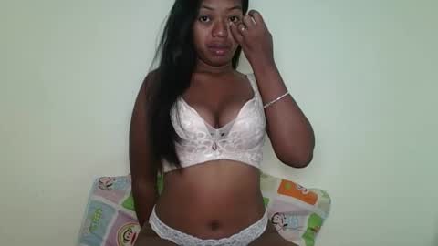 rochellinah online show from April 2026 07:30:02 AM