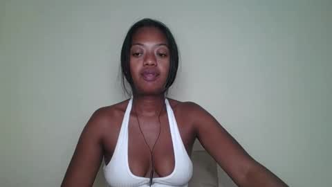 rochellinah online show from May 2026 11:37:02 AM