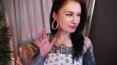 Roxy online show from June 2026 04:53:01 PM