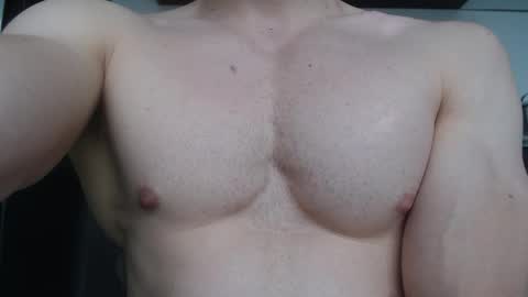 rocky muscle online show from November 2025 07:57:01 PM