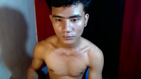 roianboyyy online show from May 2026 02:58:02 PM