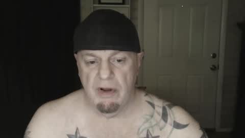 roinaz online show from January 2025 07:10:02 PM